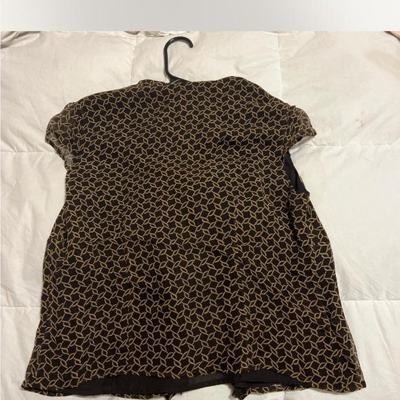 Brown Patterned Women's Top - Picture 3 of 4